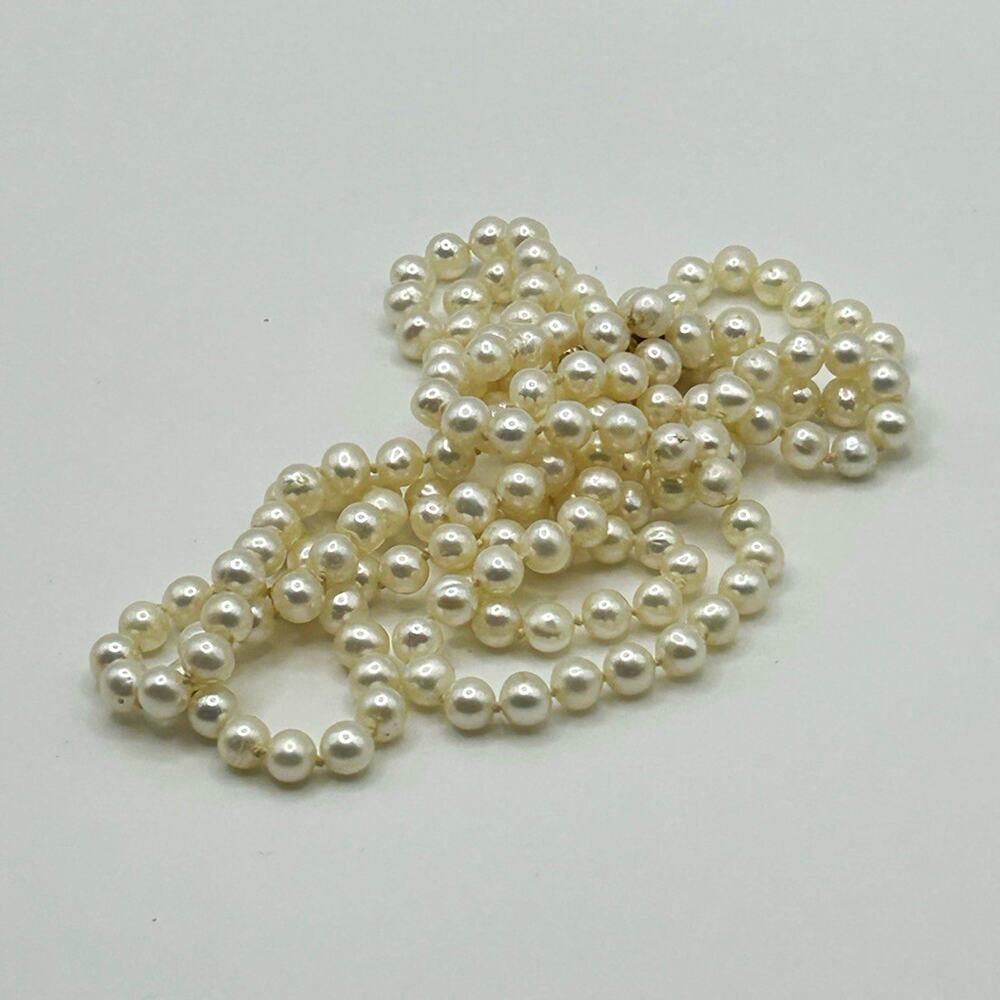 Vintage White Faux Pearl Beaded Necklace Gold Tone Barrel Clasp